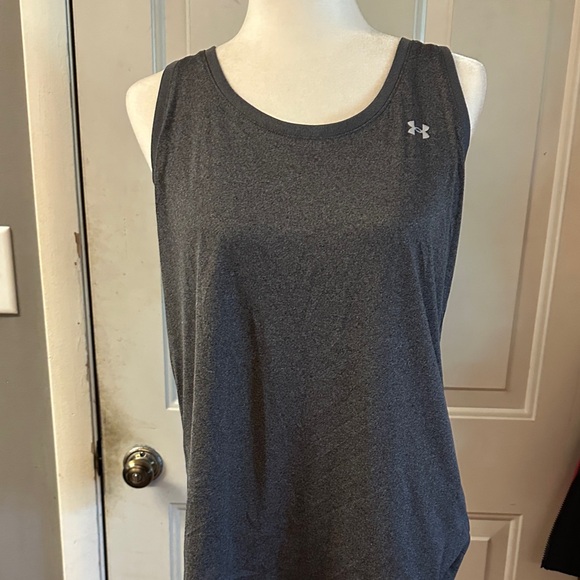 Under Armour Tops - Under Armour Women's Charcoal Tank Top